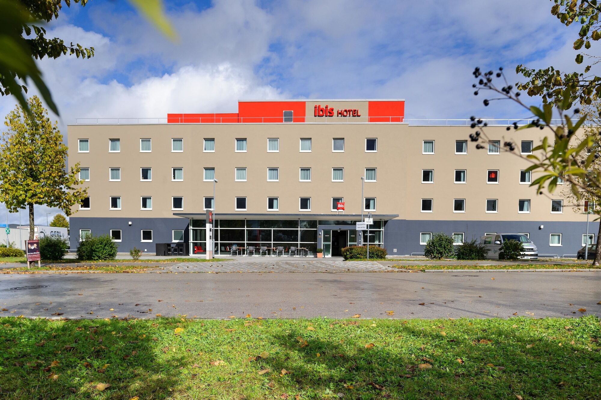 Ibis Hotel Munchen Messe Feldkirchen  Bagian luar foto